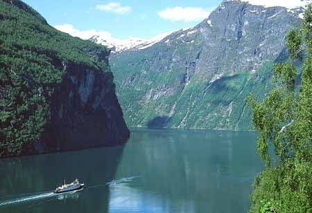 L1229_geiranger_fjord_norwegen