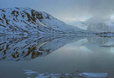 L1273_fjell_im_nebel_norwegen