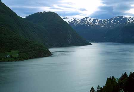 L1366_fjord_norwegen