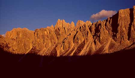 L1541_dolomiten_italien_steilwand