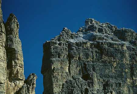 L2248_dolomiten_steilwand