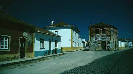 L2436_strasse_portugal