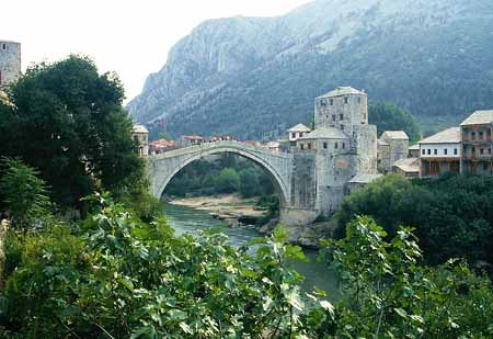 L2740_mostar_altebruecke_nah