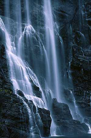 P1011_wasserfall