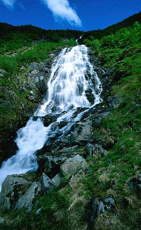 P1107_wasserfall_2