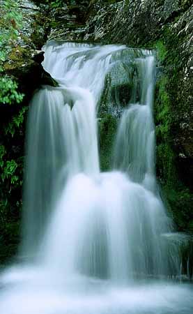 P1203_wasserfall_21_norwegen