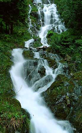 P1299_wasserfall_norwegen