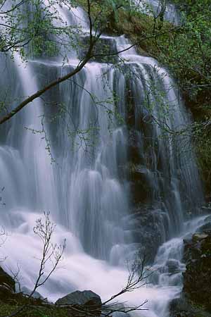 P1661_wasserfall_norwegen