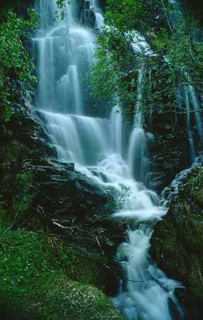 P2211_wasserfall
