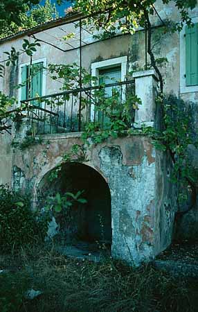 P2219_altes_haus_kroatien