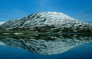 L1337_fjell_spiegelung_norwegen